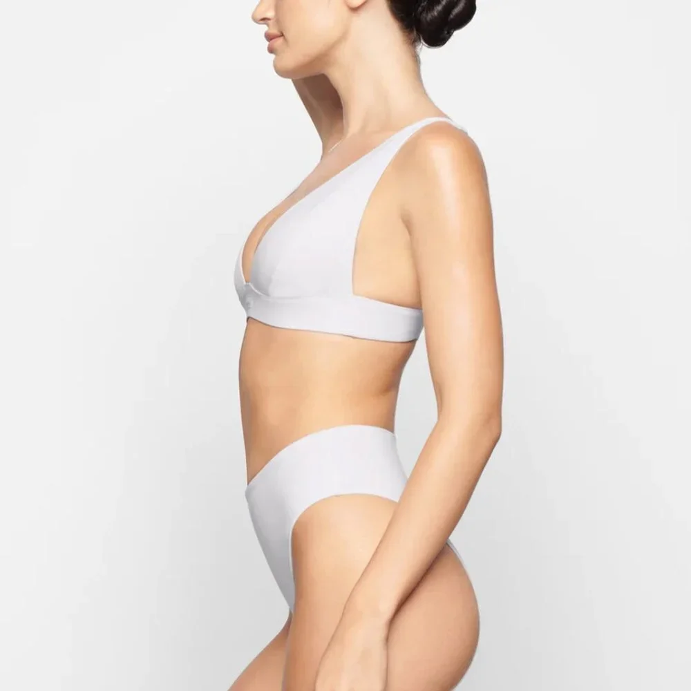 NWT Skims SWIM PLUNGE BIKINI TOP in marble size large